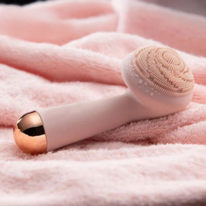 7_bf5c93ed-6991-48b0-a235-fc7bdced6528_800x800.png Brush Cleaning And Massage Facial Vibratory 4 Modes